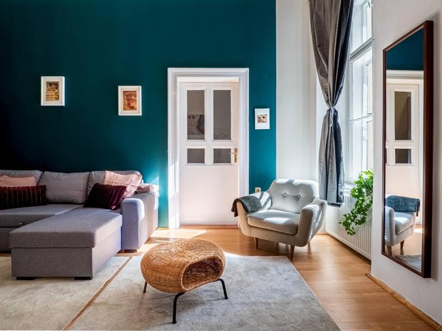 Sunshine Apartment - With Garage Βουδαπέστη Εξωτερικό φωτογραφία